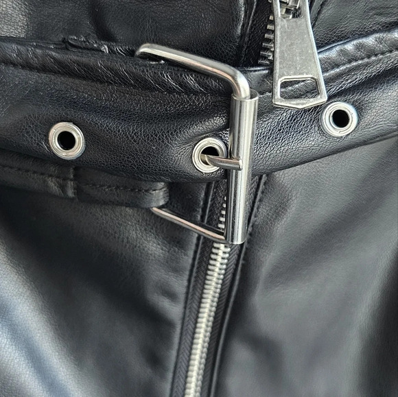 7 For All Mankind Leather Mini Skirt  Zipper Rock Belt Black size M - Picture 5 of 9